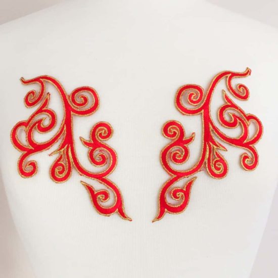 Matching Swirl Embroidery (Iron-On)